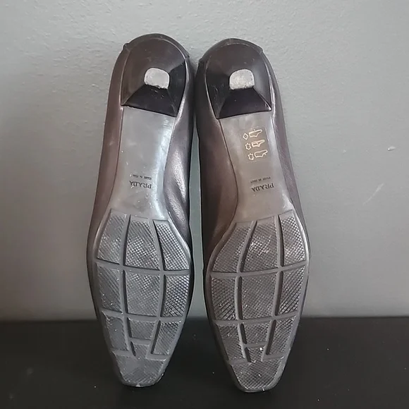 Prada Black Leather Kitten Heels - Picture 7 of 8